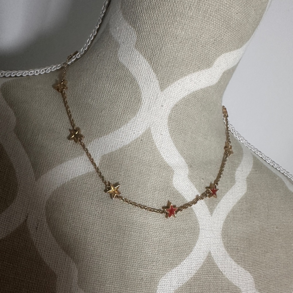 Vintage late 90s Y2K star gold necklace